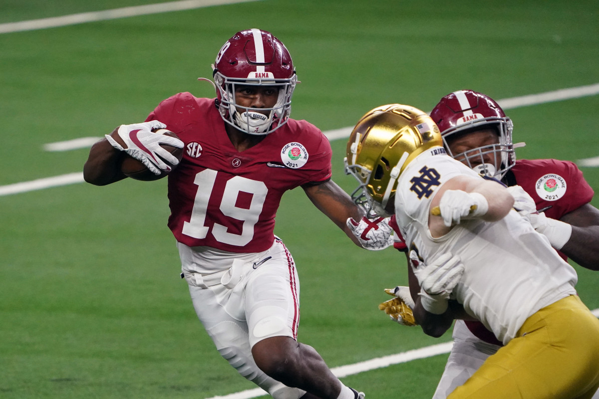One of the nation's most versatile and unique offensive weapons, Jahleel Billingsley is a star at Alabama. 